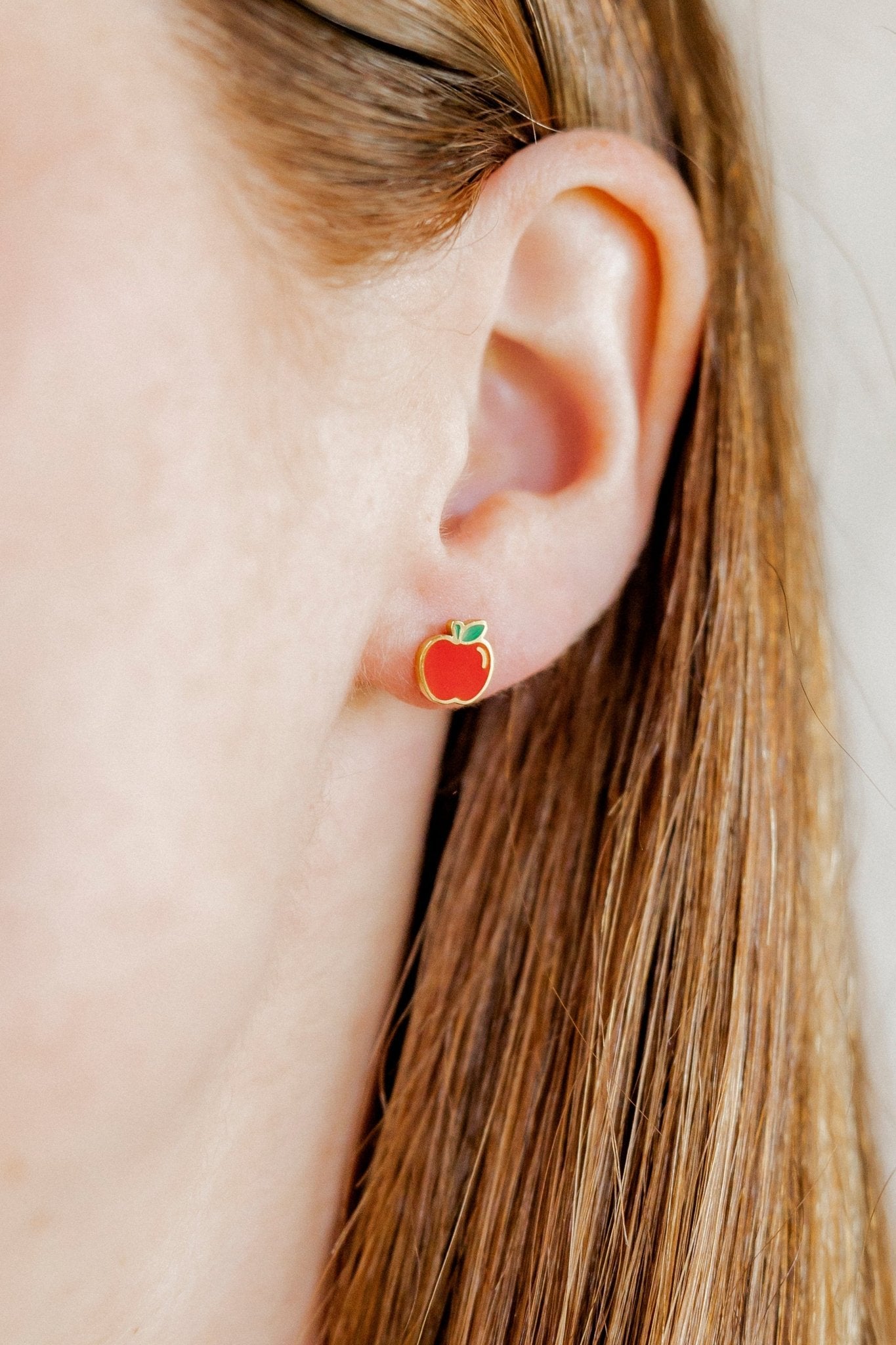 Screwback Stud Earrings - Teacher's Apple - Shop LINNY CO