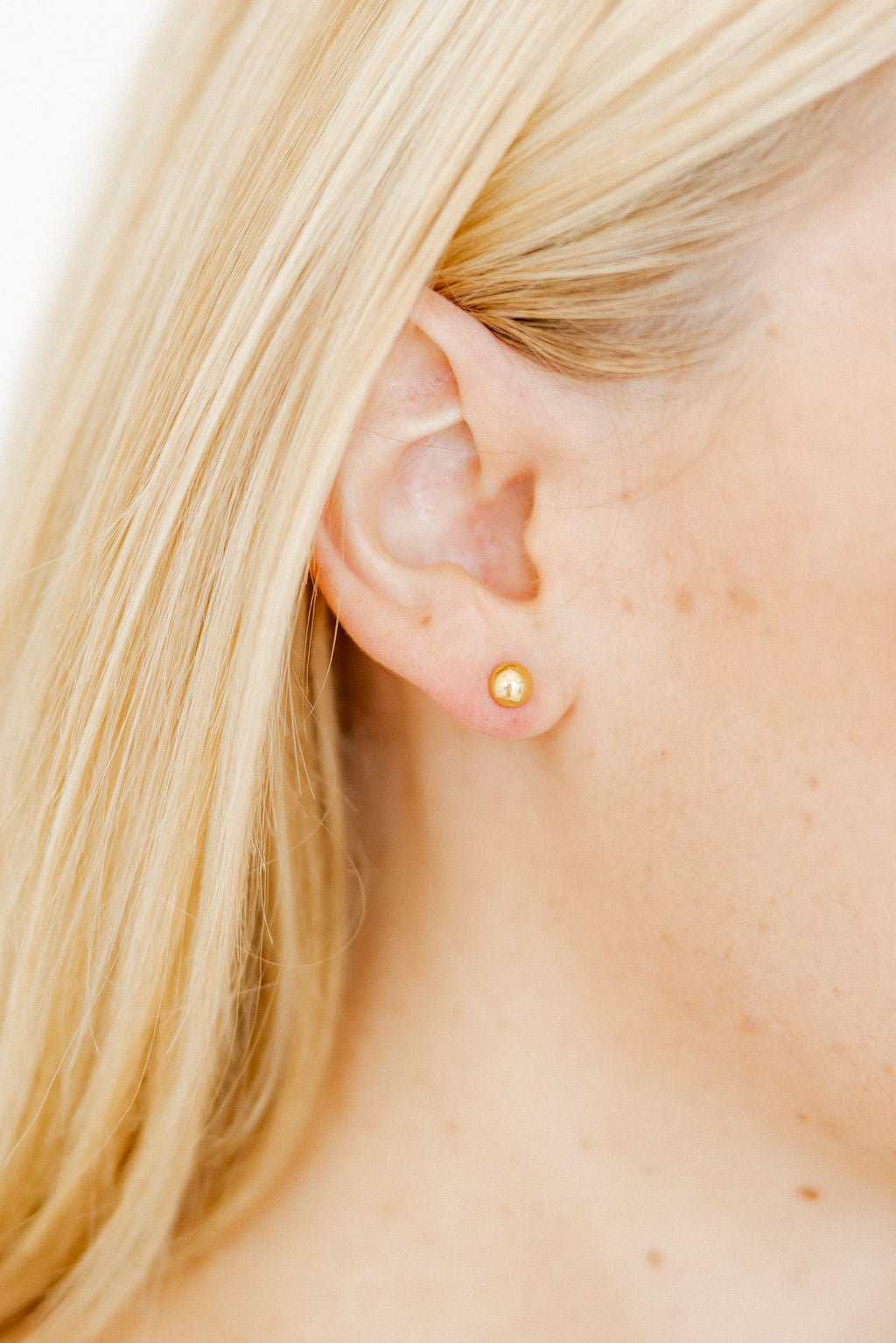 Screwback Stud Earrings - Vera Round 6mm - Shop LINNY CO