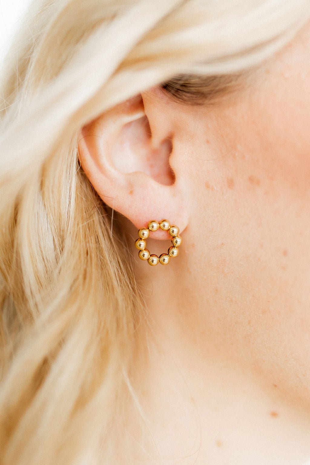Stud Earrings - Wyatt Large Circle - Shop LINNY CO