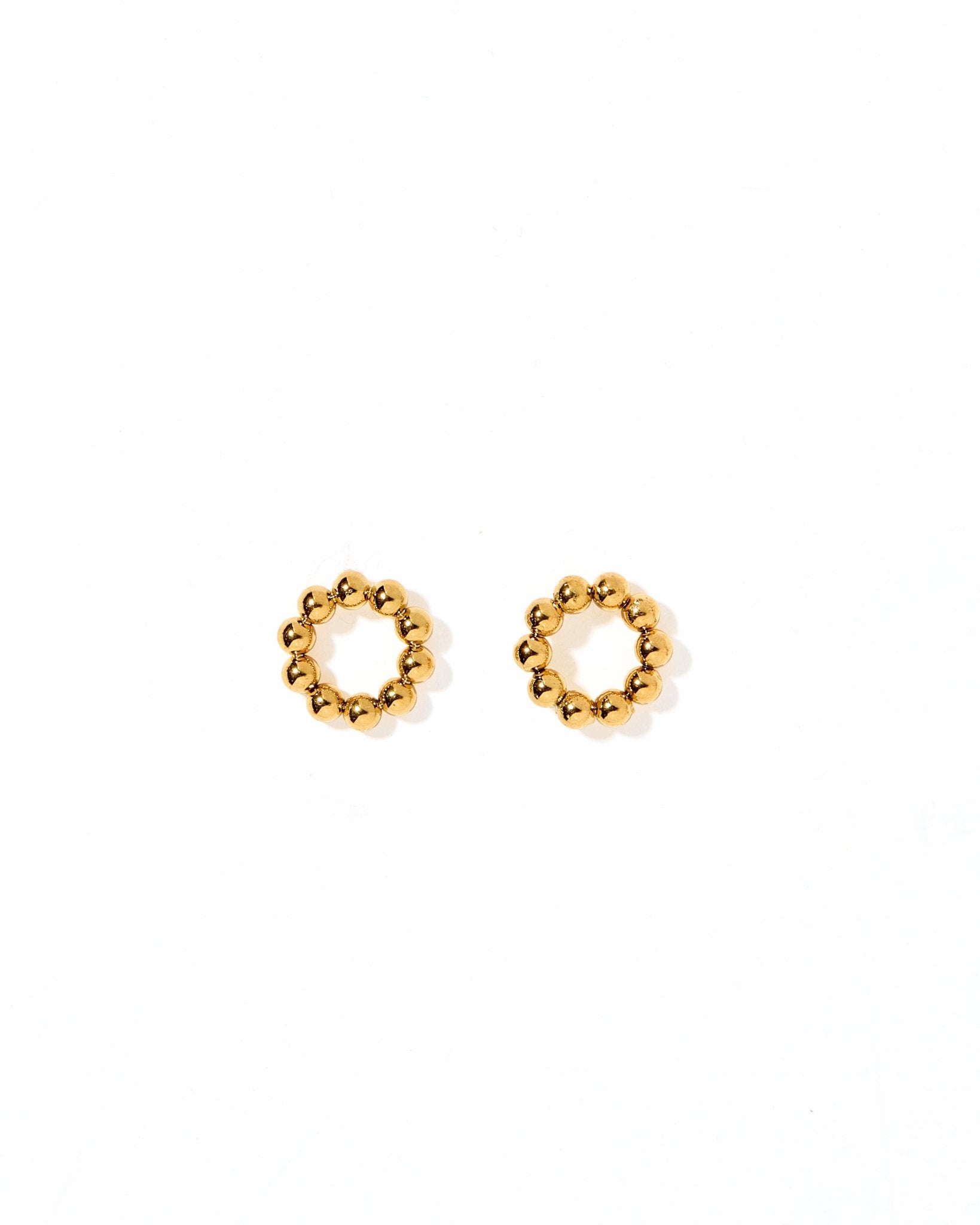 Stud Earrings - Wyatt Small Circle - Shop LINNY CO
