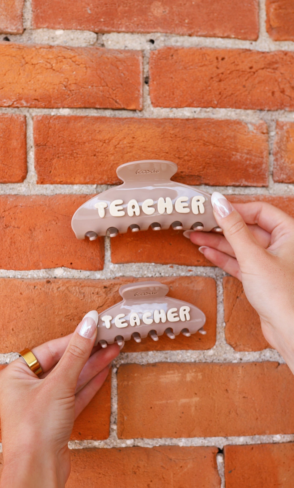 TEACHER CLAW - Shop LINNY CO