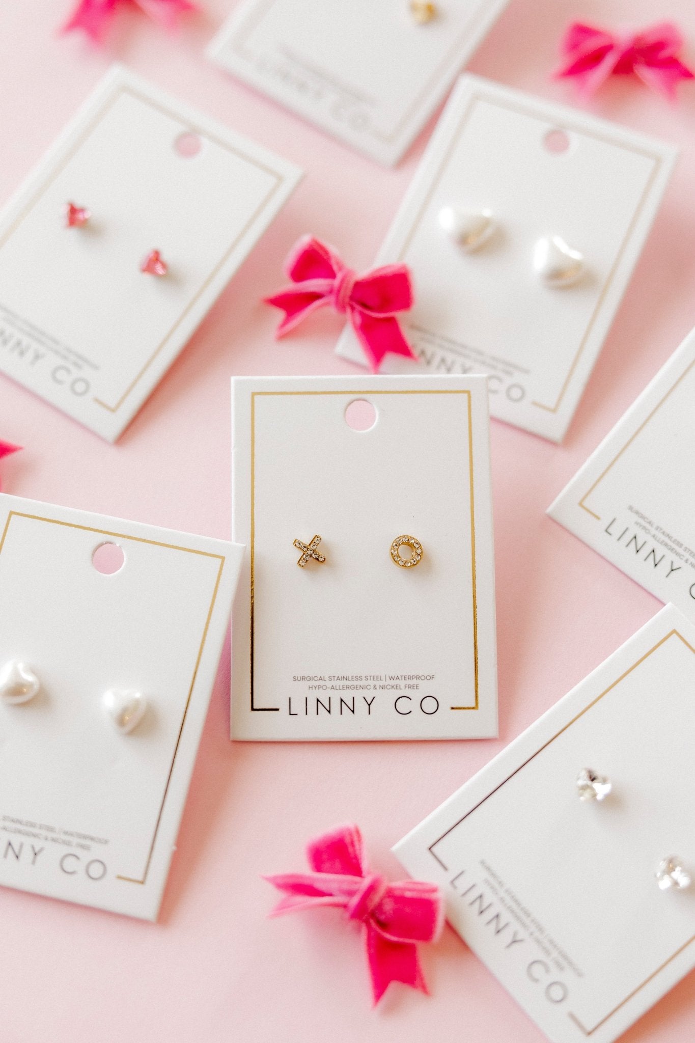 XO Screwback Stud Earrings - Shop LINNY CO