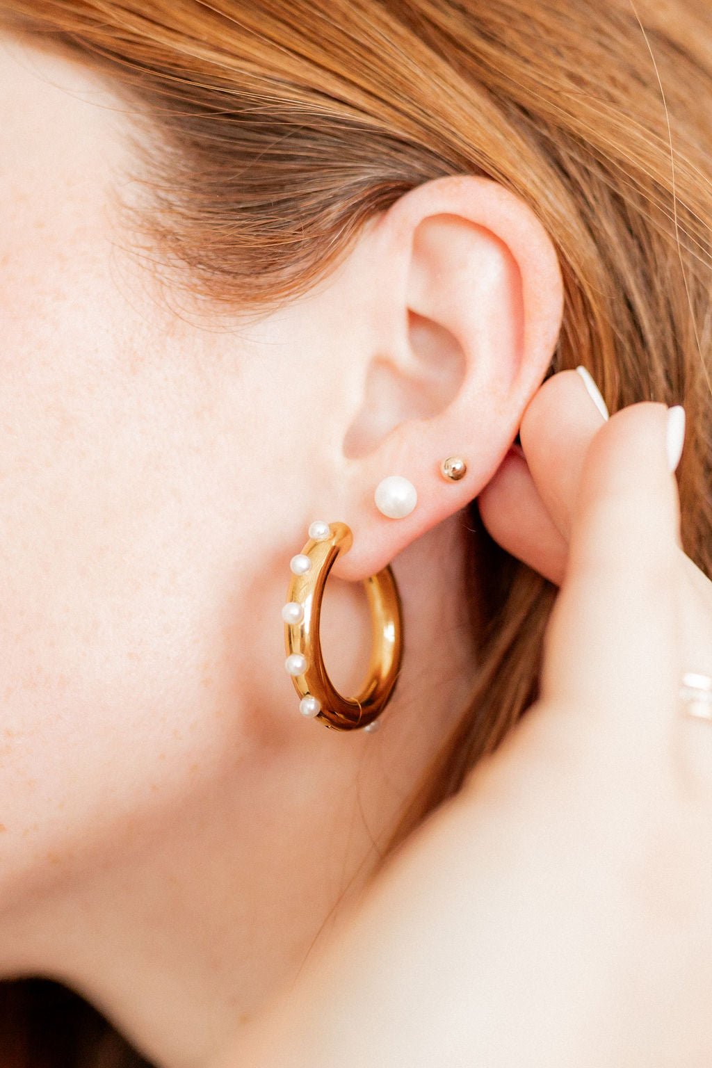 Zola Pearl Hoop Earrings - Gold - Shop LINNY CO