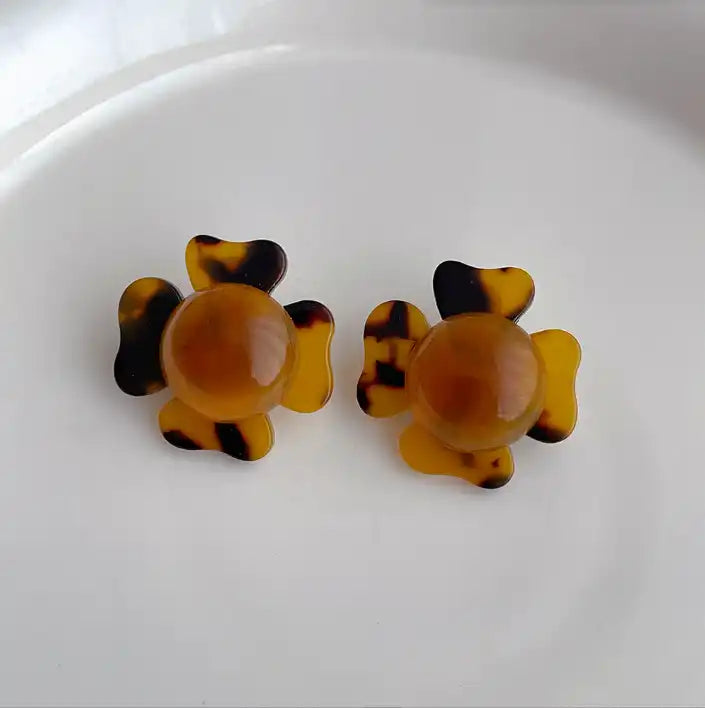 Amelia Flower Earrings - Brown Tortoise
